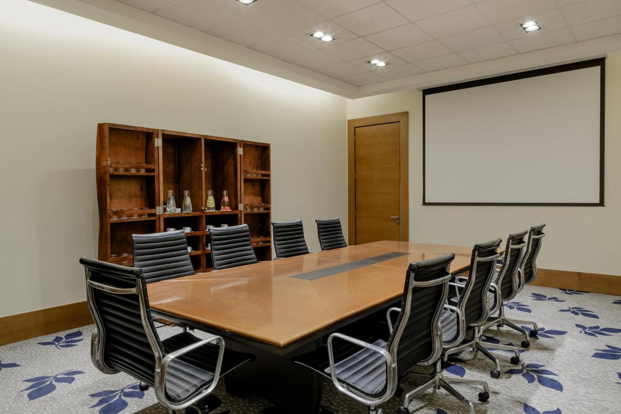 Sheraton Miramar Hotel & Convention Center Він'я-дель-Мар Екстер'єр фото A boardroom at a hotel
